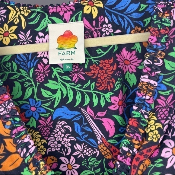 NWOT: Farm Rio Tropical Garden Viscose Long Sleeve Midi Dress. Size XS. - Picture 3 of 6